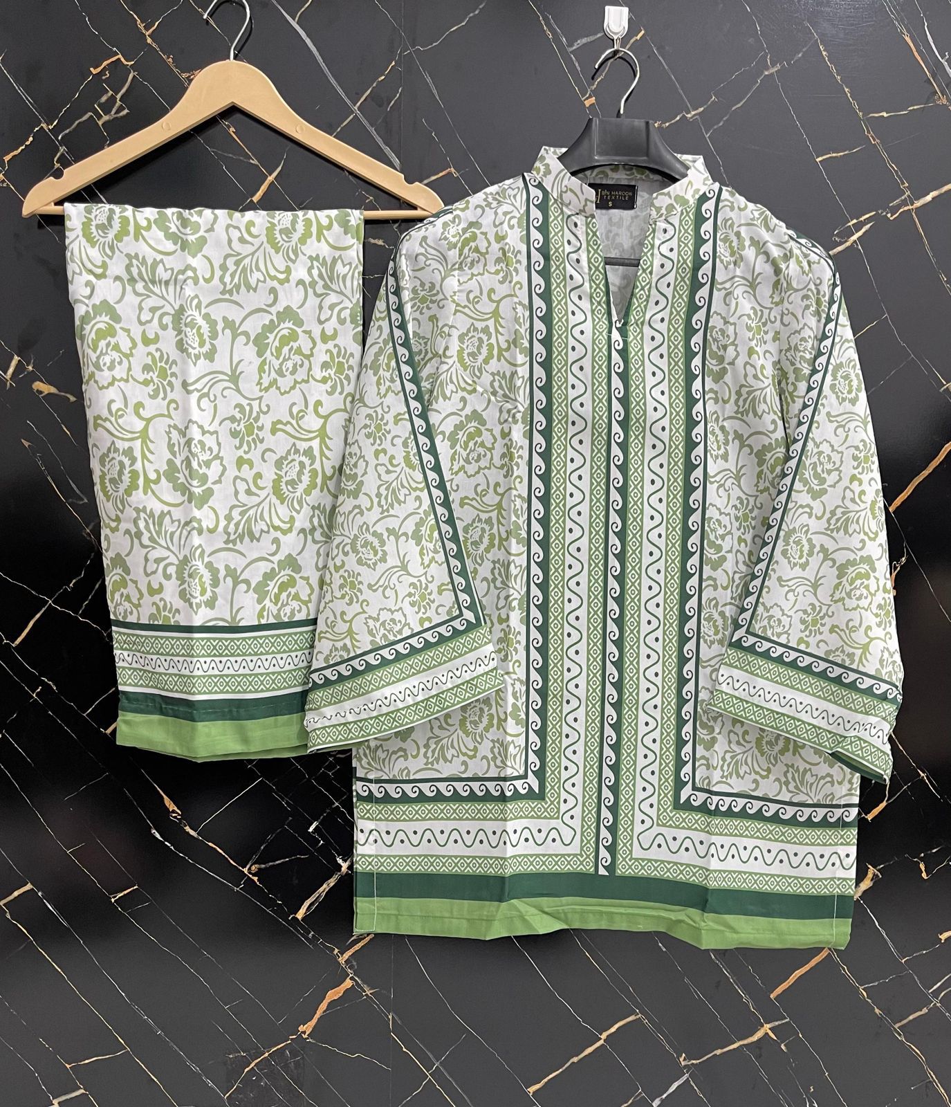 BH-TEXTILE SWISS lawn printed stitch 2pc