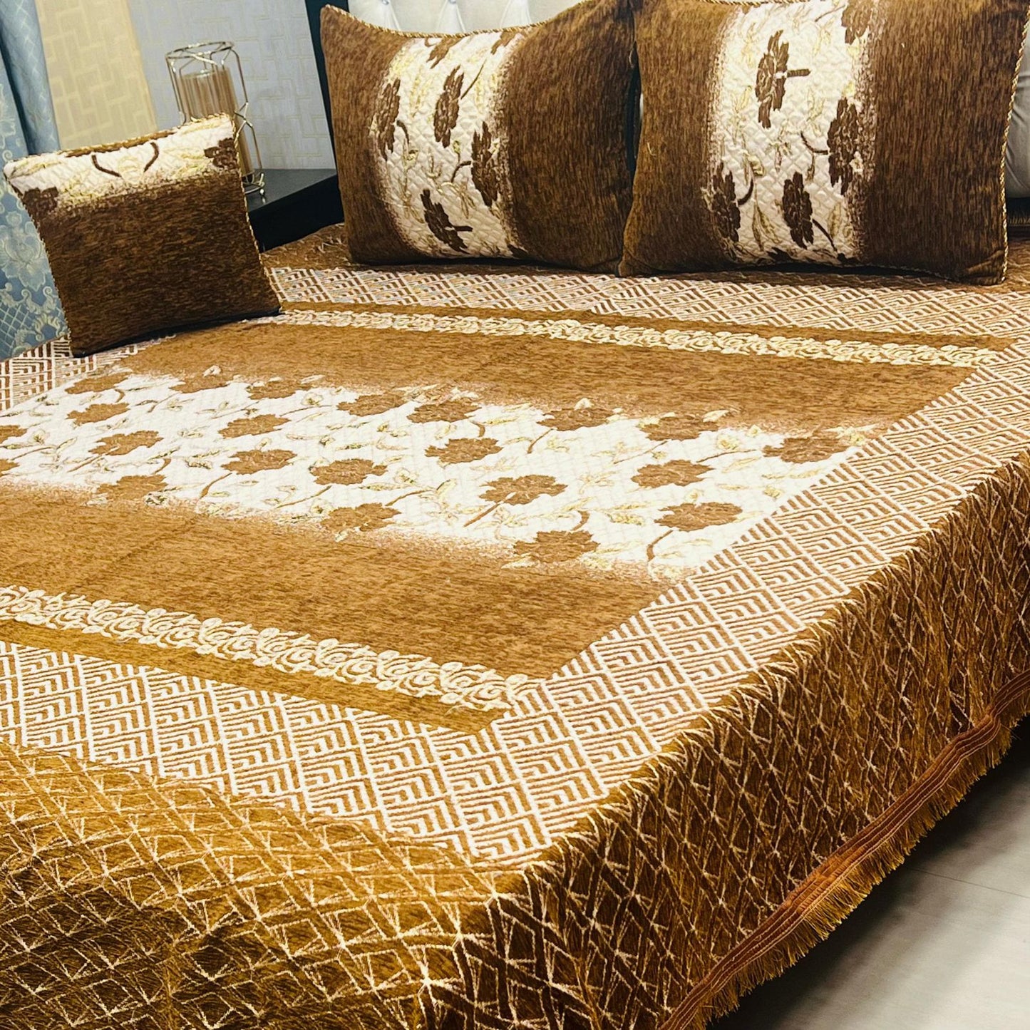4Pc Velvet Jaquard Bedsheet