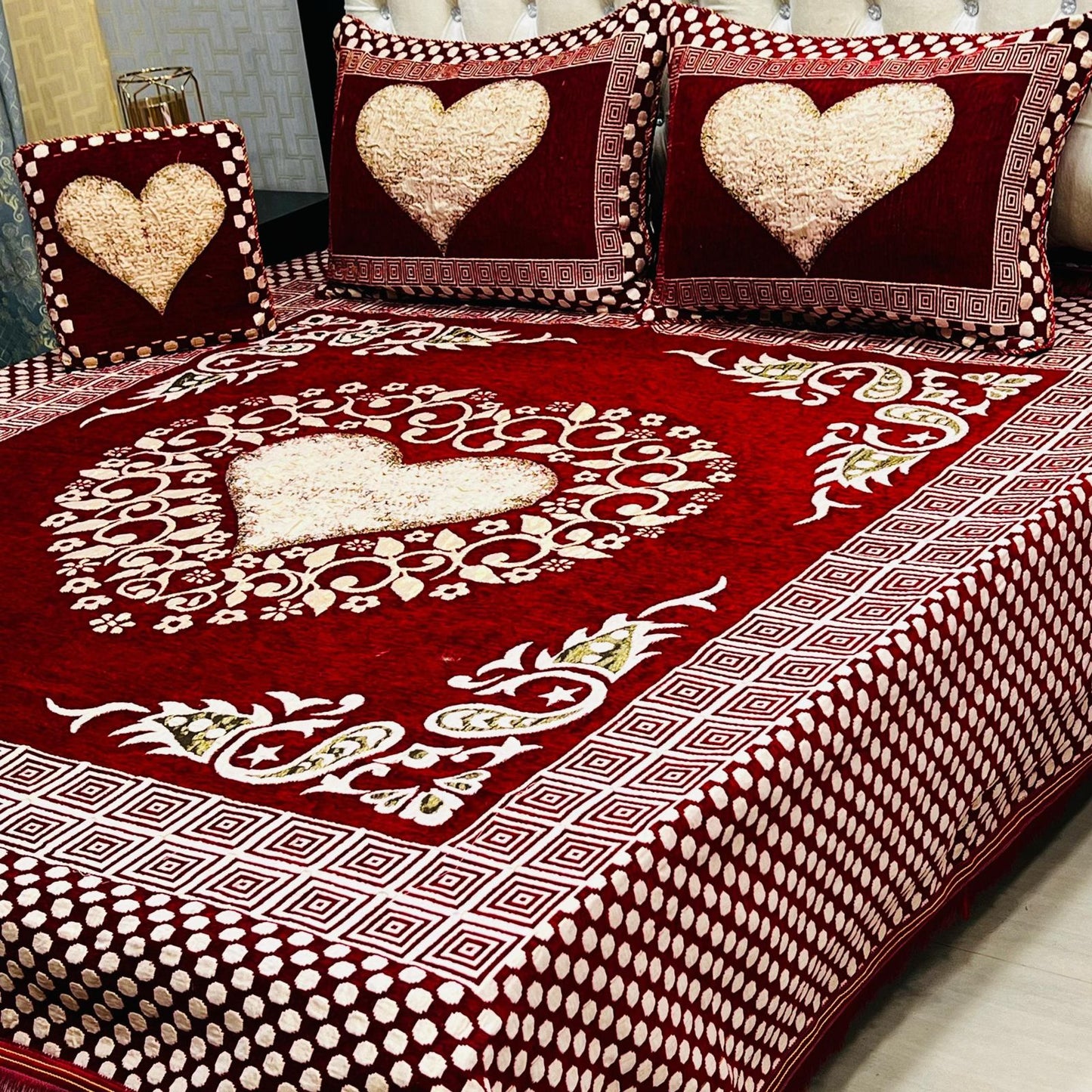 4PC VELVET JAQUARD BEDSHEET