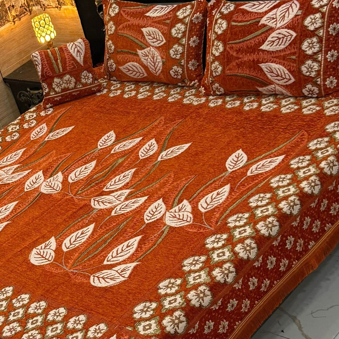 4Pc Velvet Jaquard Bedsheet